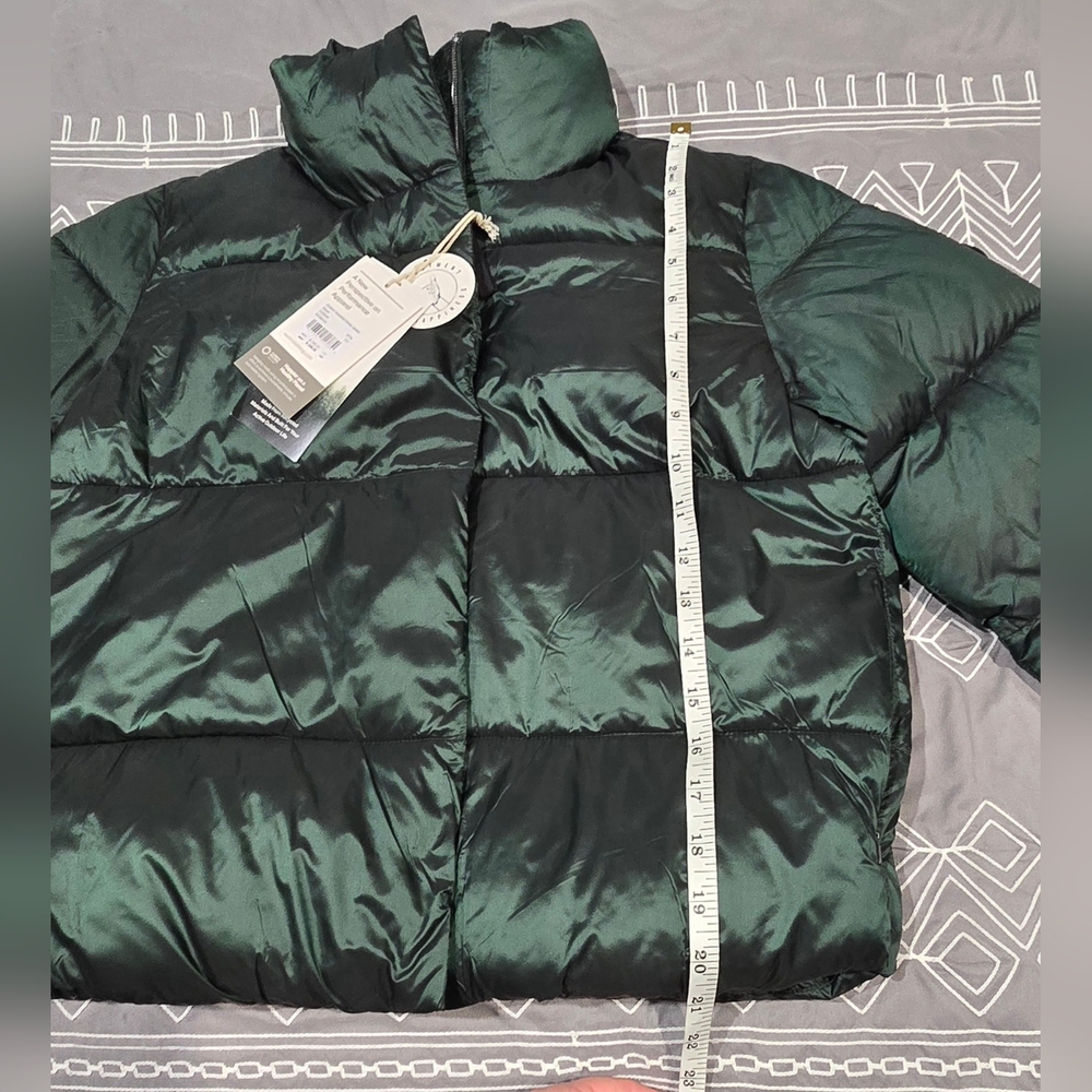 Vuori Hudson Insulated Shine Jacket In Aspen Green Size XS - Picture 8 of 14